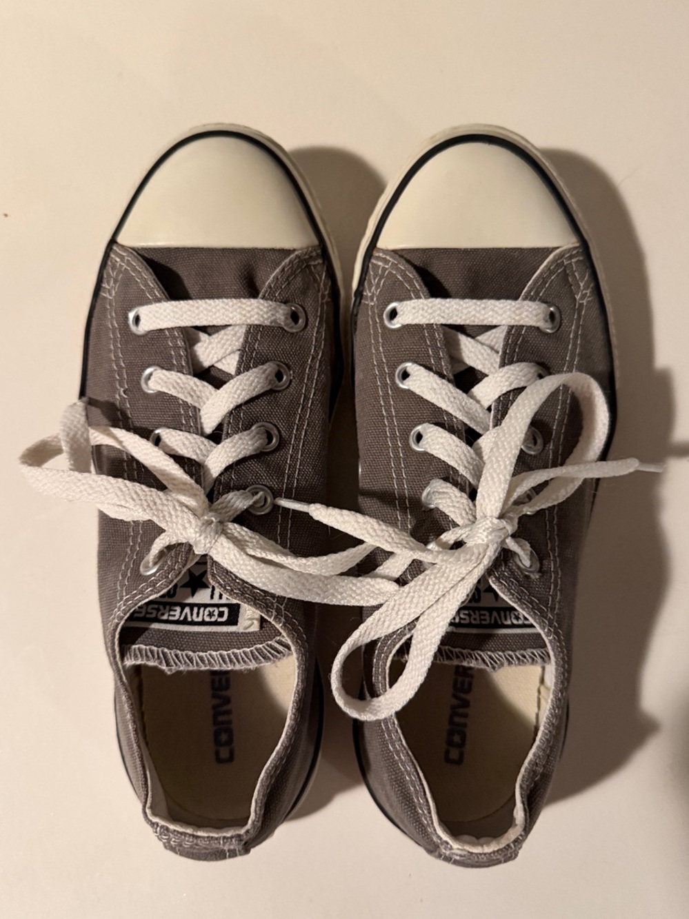 Converse Kids Low-Top Canvas Sneakers in Gray